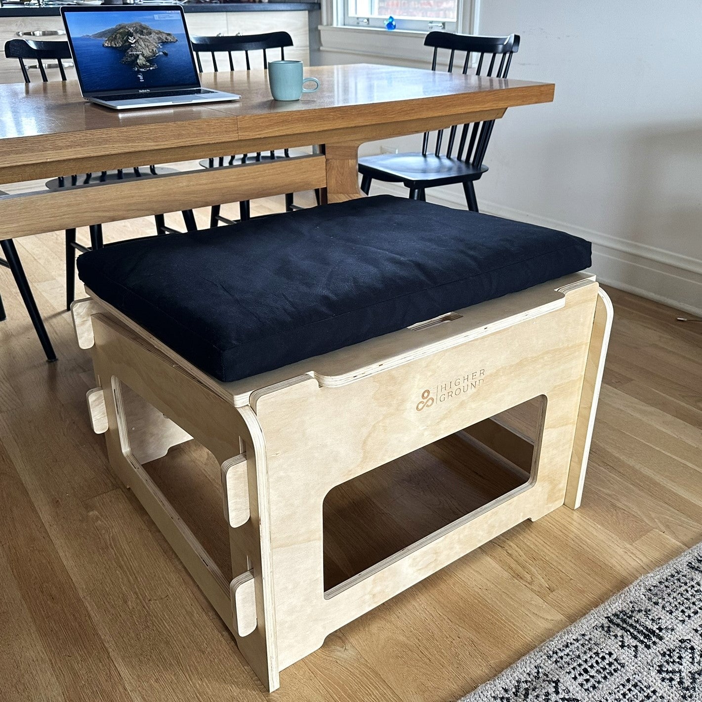 Active Sitting Chair Ergonomic Adjustable Angle Platform Design for Meditation Functional Sitting Work Versatility
